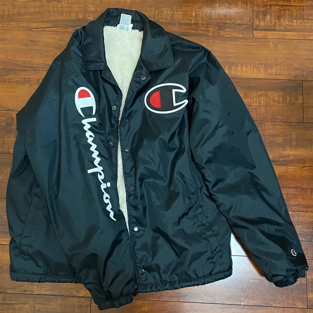Men’s Champion Windbreaker Jacket/Fur Interior Size Large